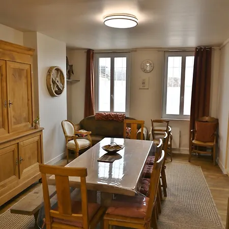 Gasthof Maelyse La Neuve-Lyre